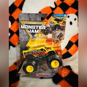2025 Spin Master Monster Jam Series 44 Classroom Crusher Monster Truck 1:64 ! 📚
